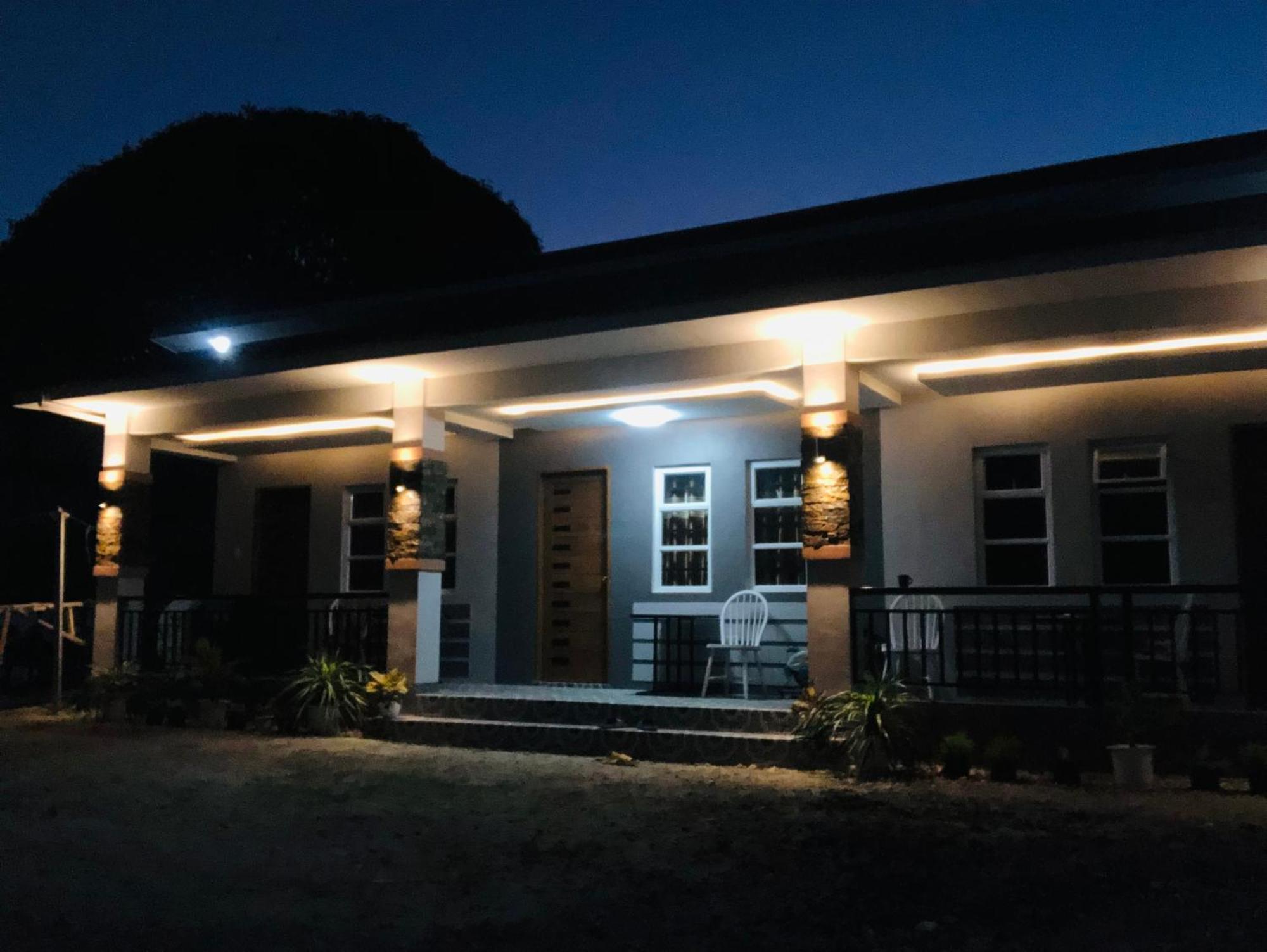 Richville Little Boracay Guest House Calatagan Exterior foto